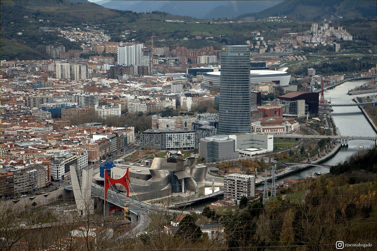 The Iberdrola Tower, the Guggenheim and La Salve bridge from the viewpoint on Artxanda