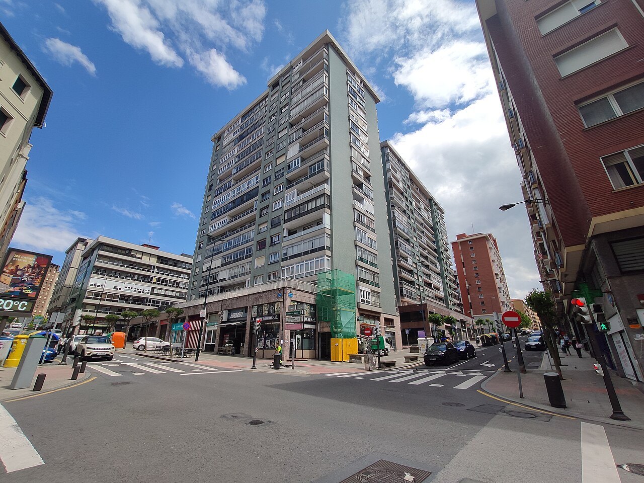 Tall apartment blocks along a street in Santutxu