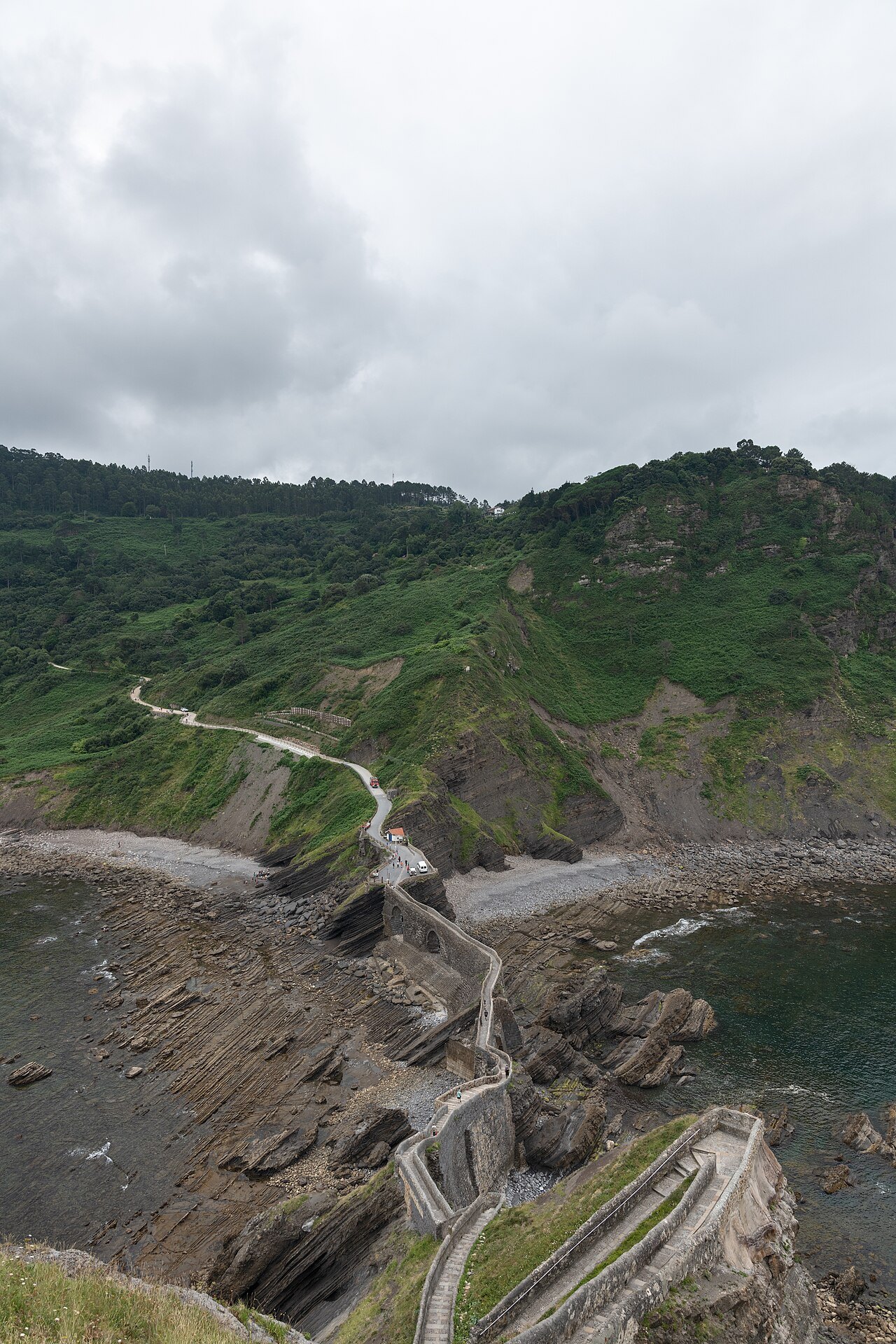 The zigzag path down the cliffs to the bridge of Gaztelugatxe