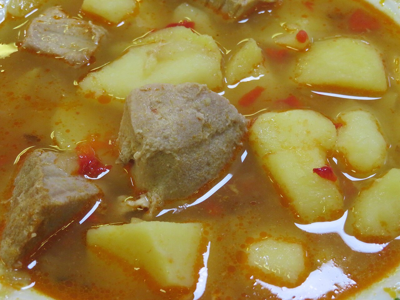 Marmitako, the fishermen's stew of tuna and potatoes