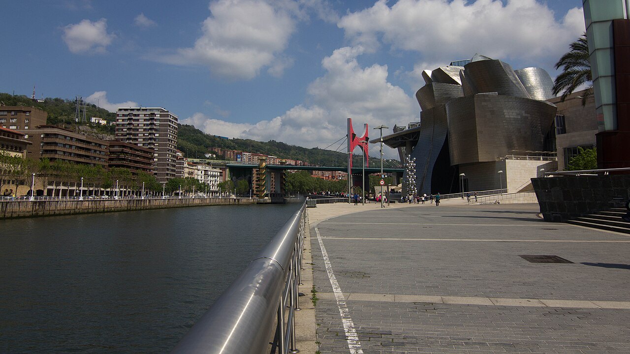 The riverside walk leading to the Guggenheim on a cloudy day