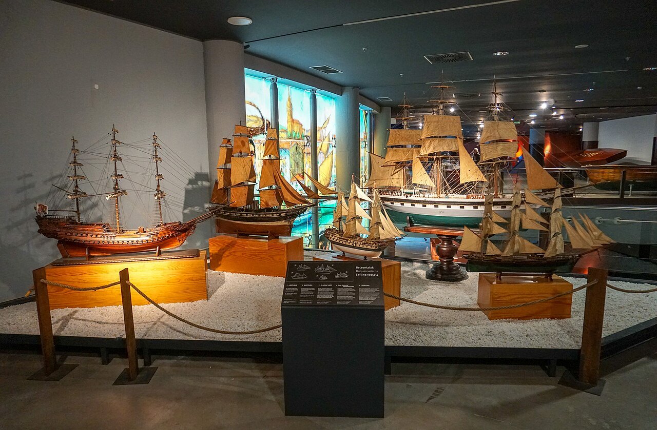 Ship models in glass cases at the Itsasmuseum